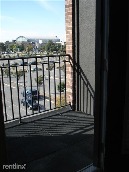 Hudson - Photo 3 of 12