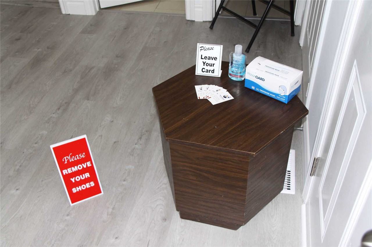 6 Hillcroft Drive - Photo 2 of 4