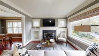 Spacious North Queen Anne home with fenced backyard - Photo 1 of 1