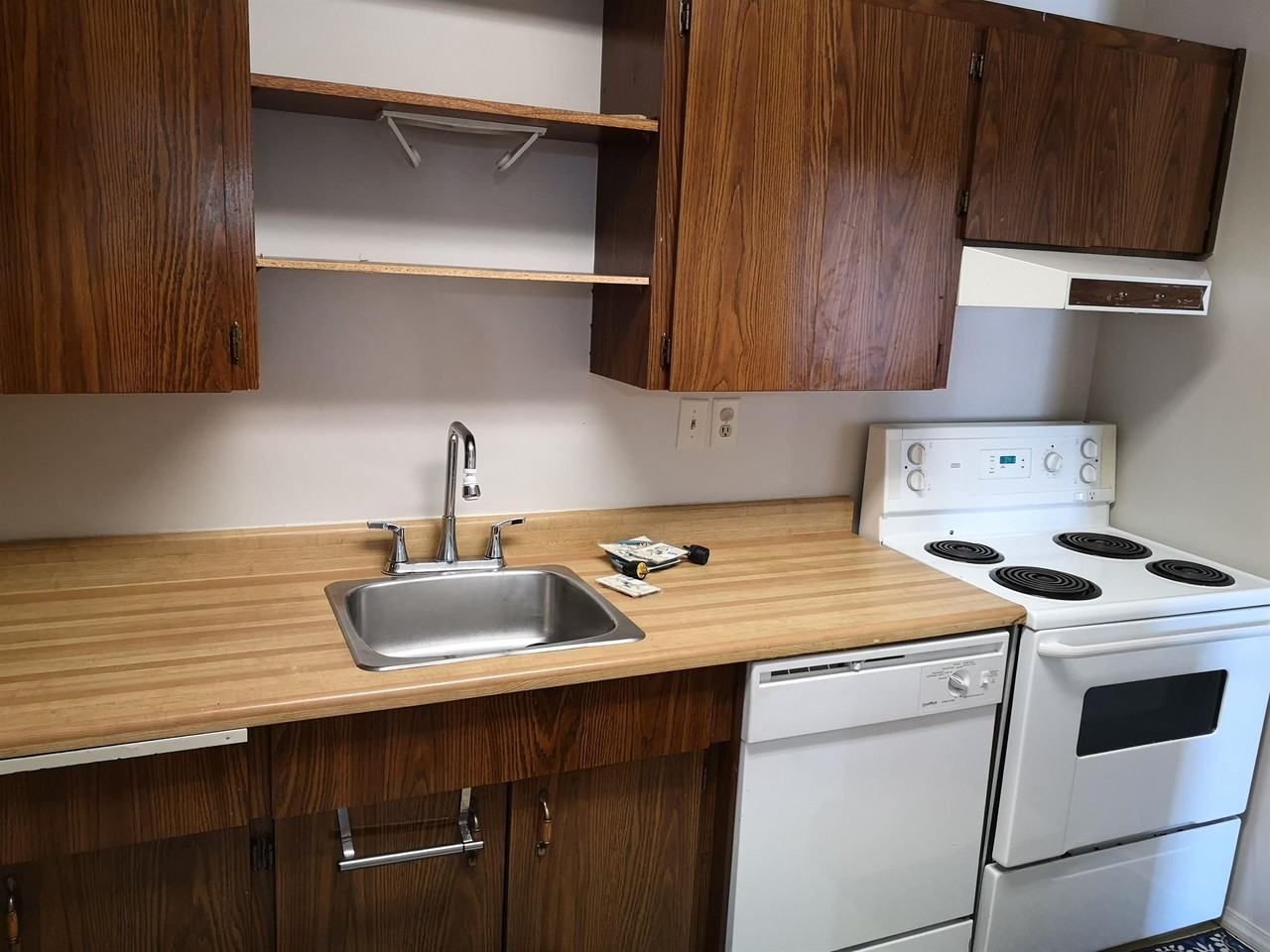 3907 - 3907 Grant Avenue - Photo 3 of 9