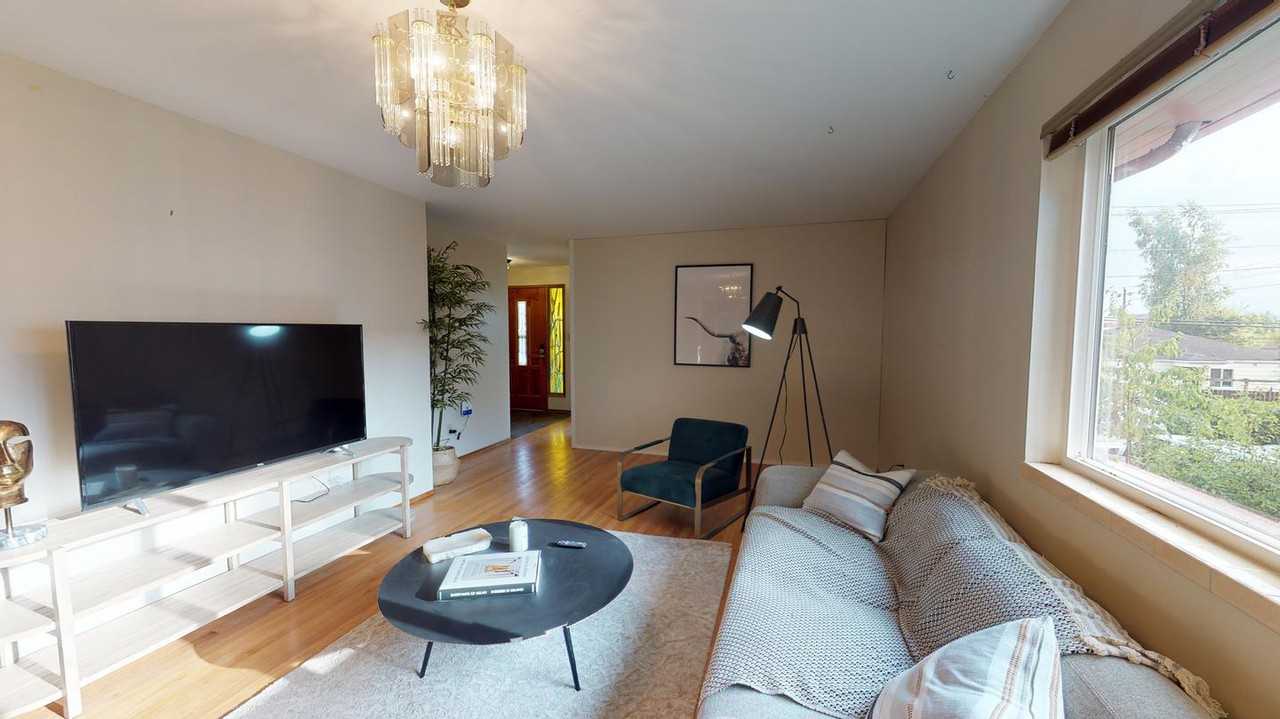 Bright and airy Greenwood home with beautiful backyard - Photo 2 of 14