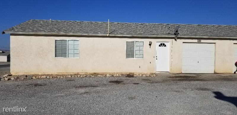 1940 1940 Haiwee St A - Photo 2 of 25