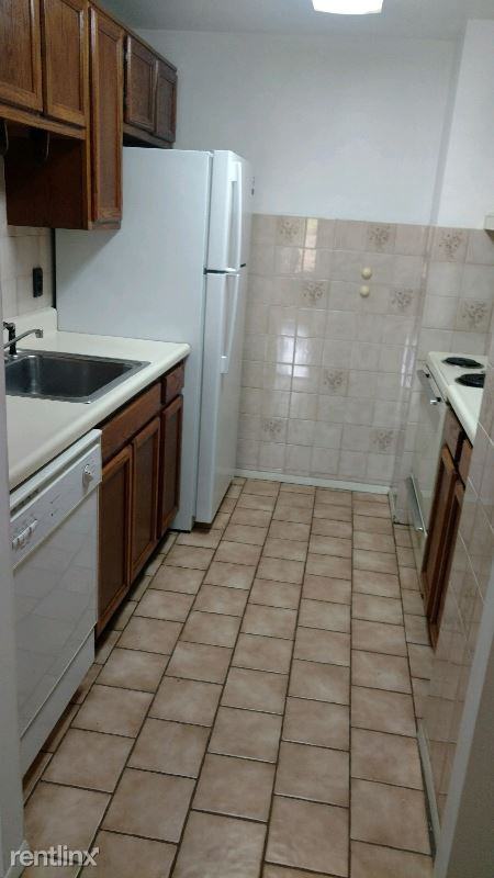 60 Kensico Rd - Photo 2 of 6