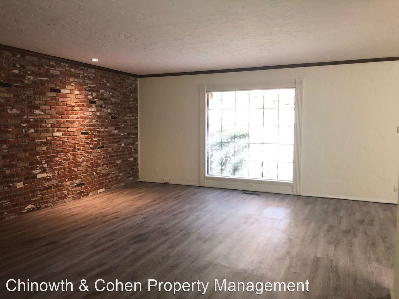 2911 E 78th St - Photo 3 of 17