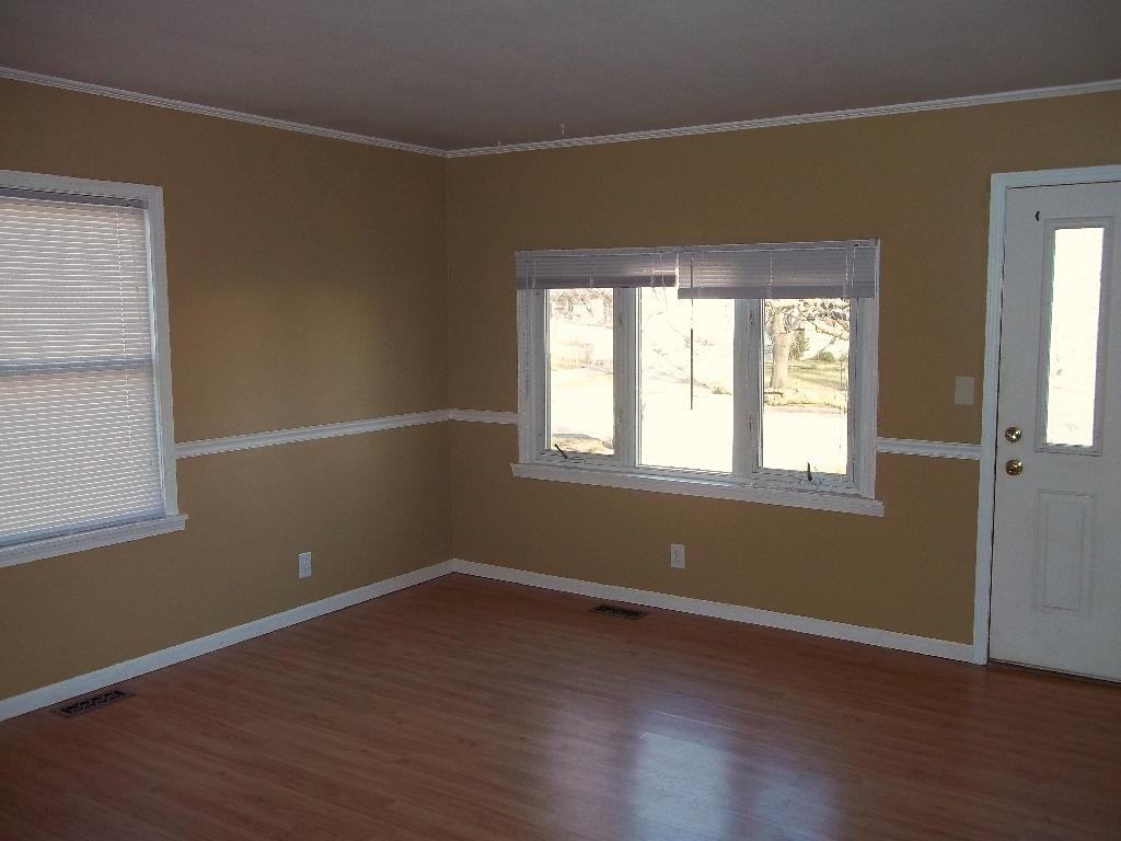 3533 Heron Ave SW - Photo 3 of 20