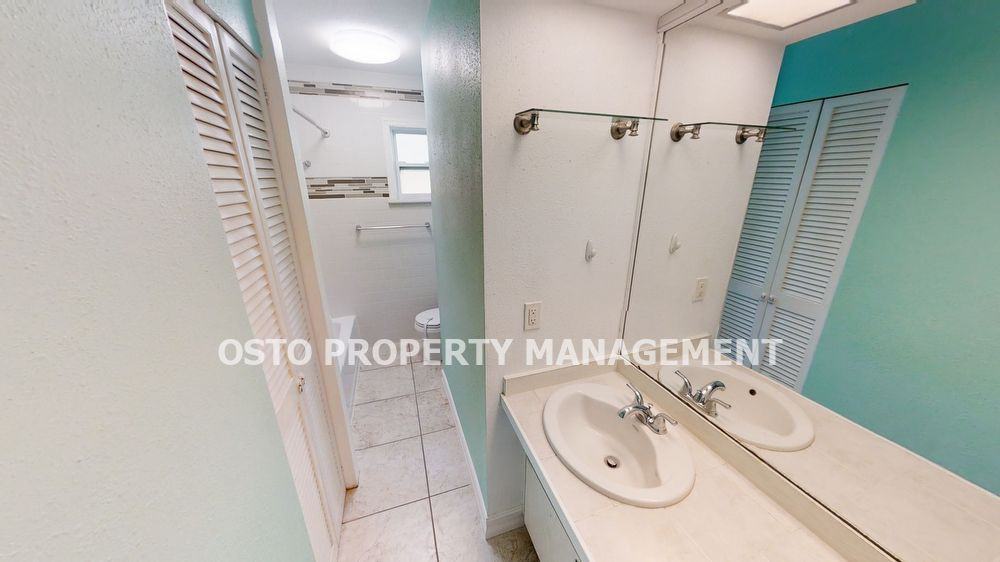 2645 Hopi Dr - Photo 3 of 16