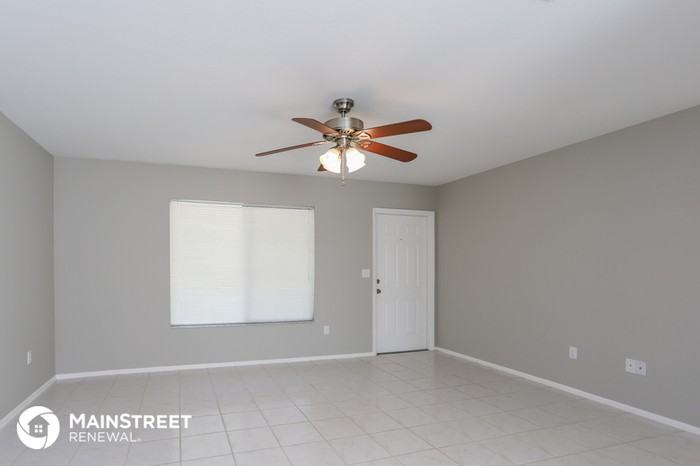 4691 Mckibben Dr - Photo 3 of 16