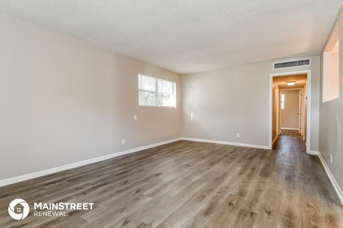 2166 Jammes Rd - Photo 3 of 16