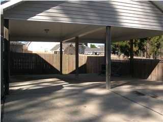 3305 Dundee Ct - Photo 2 of 3