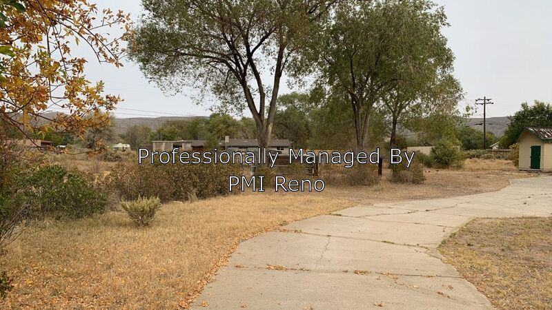 2240 Beaver Dr - Photo 3 of 15