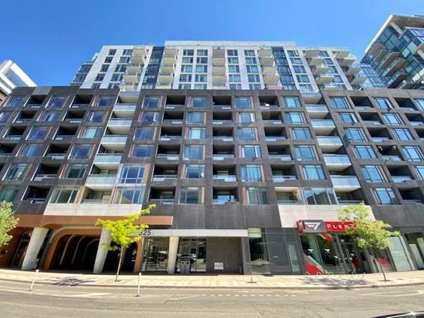 525 Adelaide Street West #0615