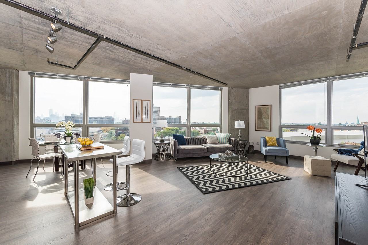 Lakeview 3200 Apartments - Photo 4 of 34