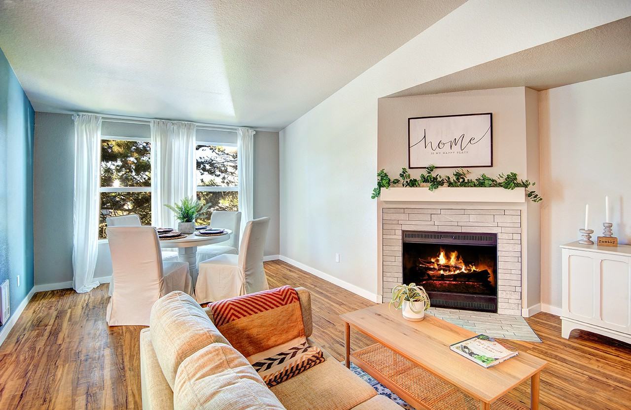 The Lynx Apartments - Photo 7 of 33