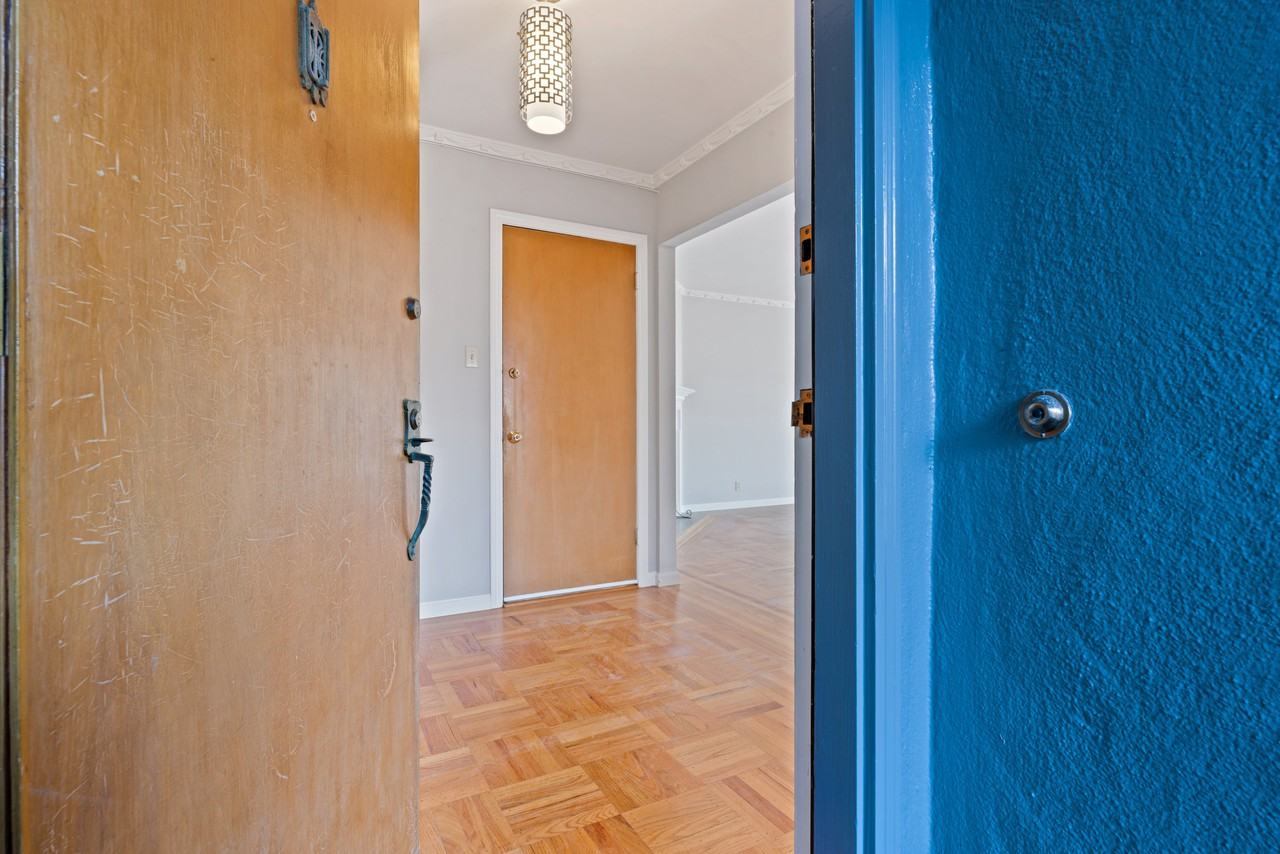 23 Mayfair Dr - Photo 2 of 25