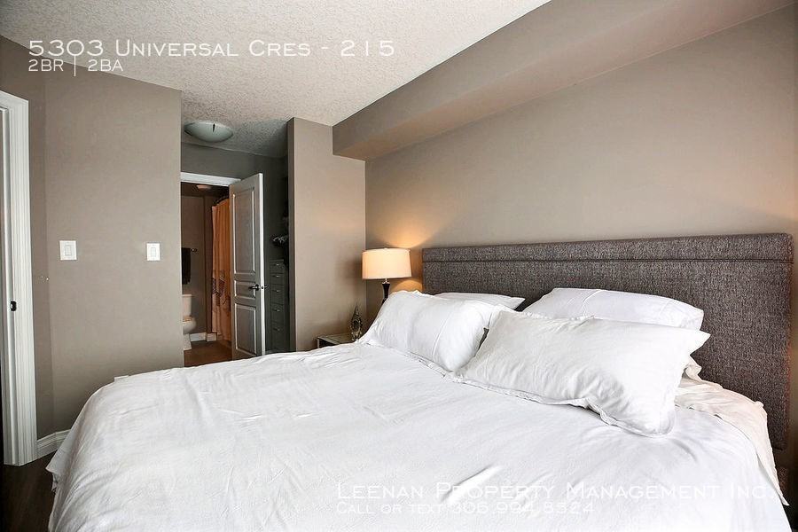 5303 Universal Cres #215 - Photo 2 of 21