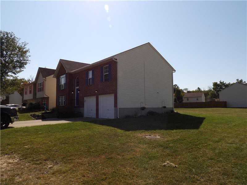 3831 Sugarberry Dr - Photo 3 of 31