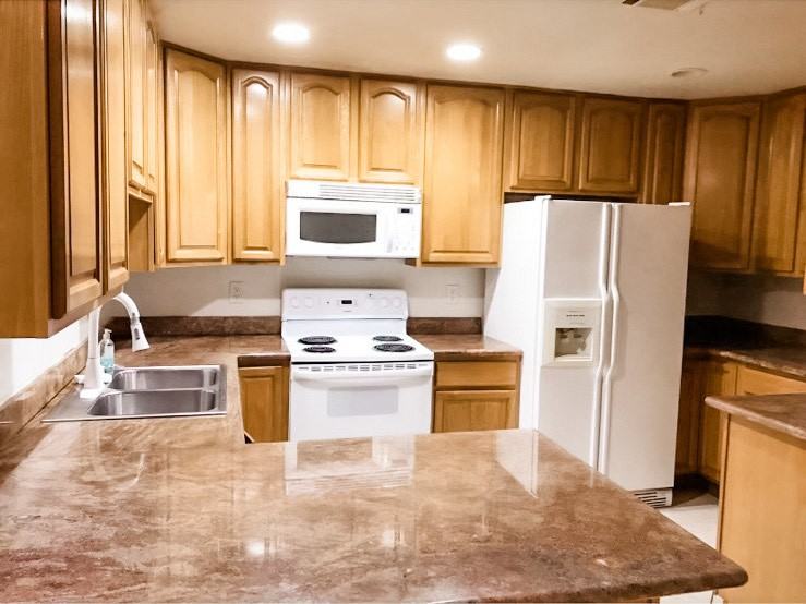 42910 Corte Habana - Photo 2 of 8