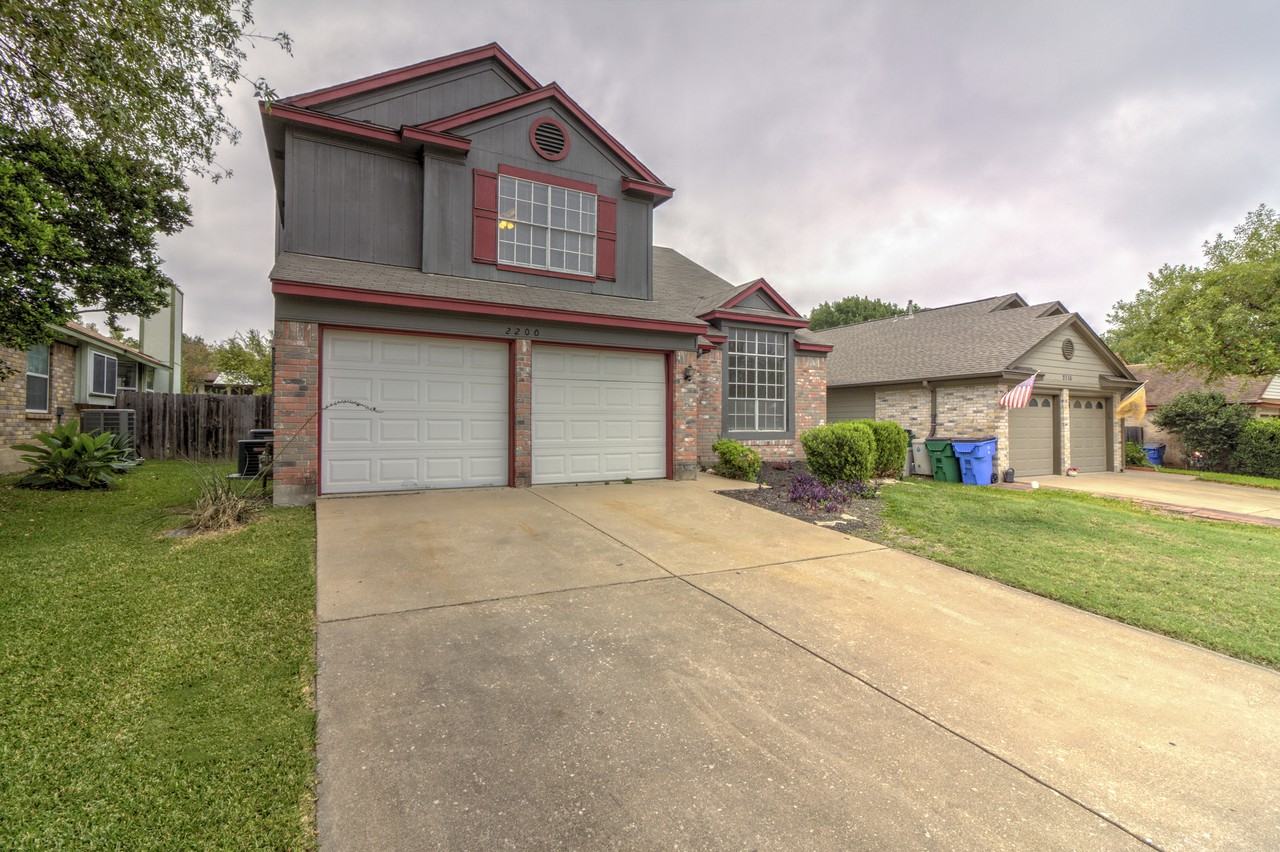 2200 Rick Whinery Dr - Photo 3 of 37