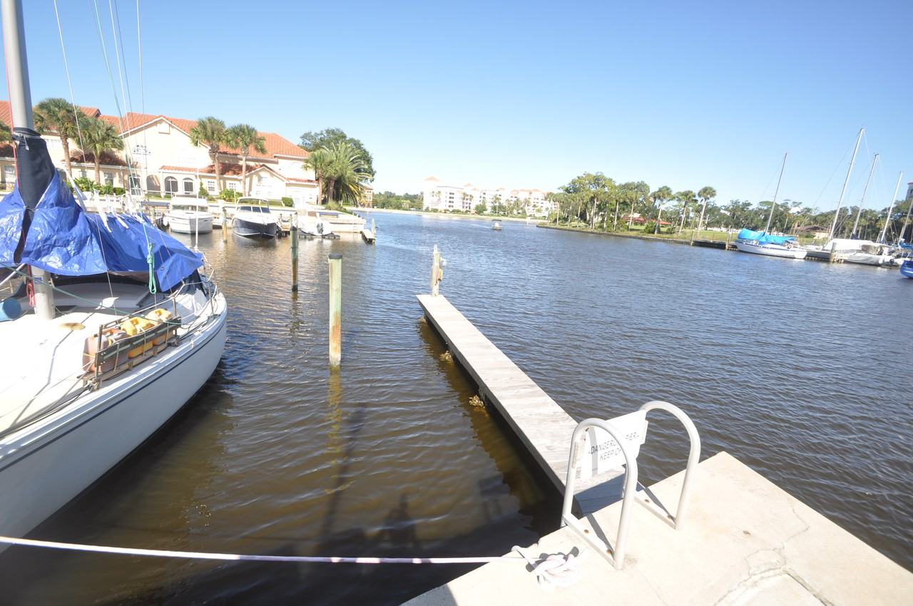 10 Marina Point Pl - Photo 3 of 5