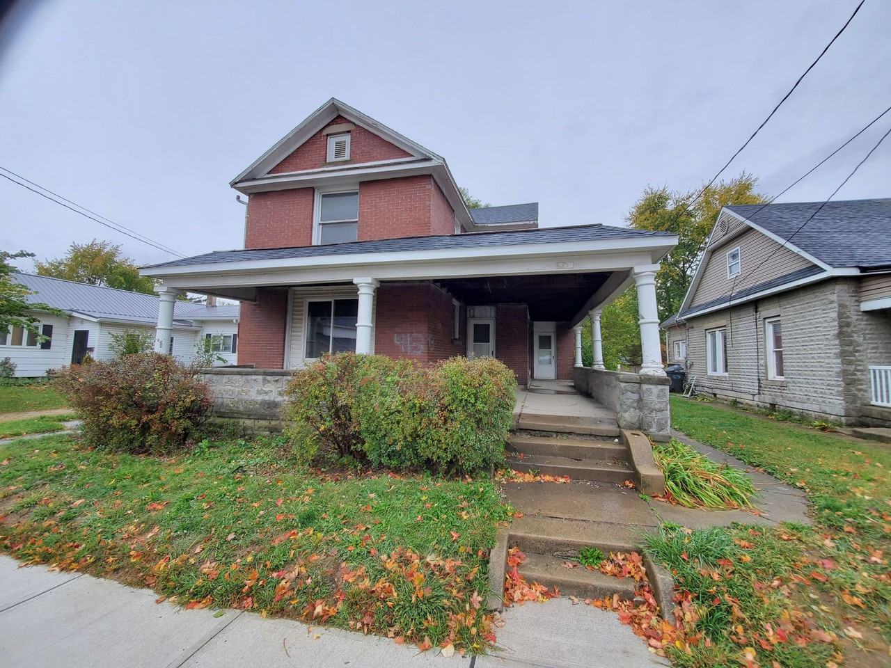 413-413.5 E. North - Photo 2 of 2