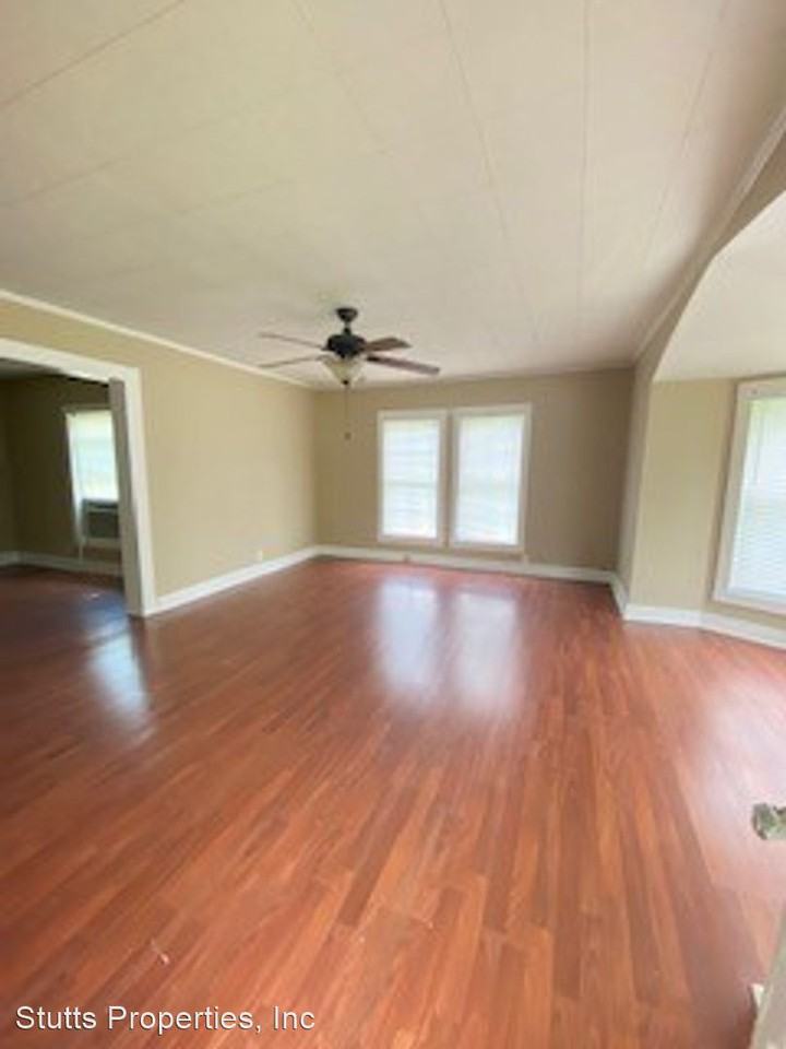 305 Alabama St - Photo 3 of 13