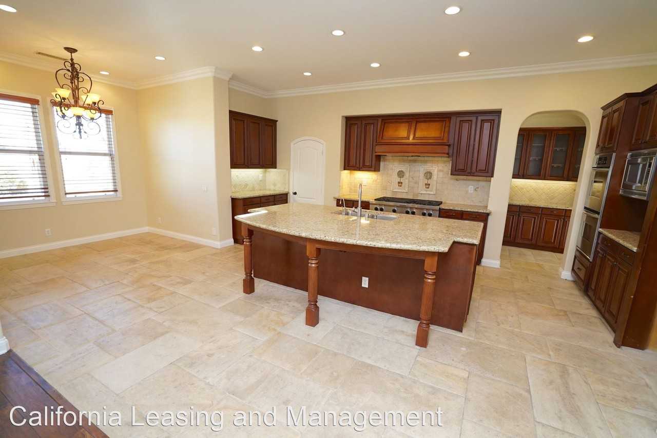 26647 Fallen Oak Ct - Photo 3 of 27