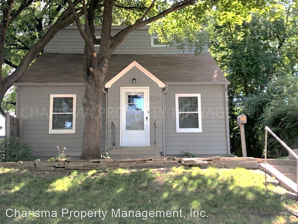 220 N Covell Ave - Photo 2 of 37