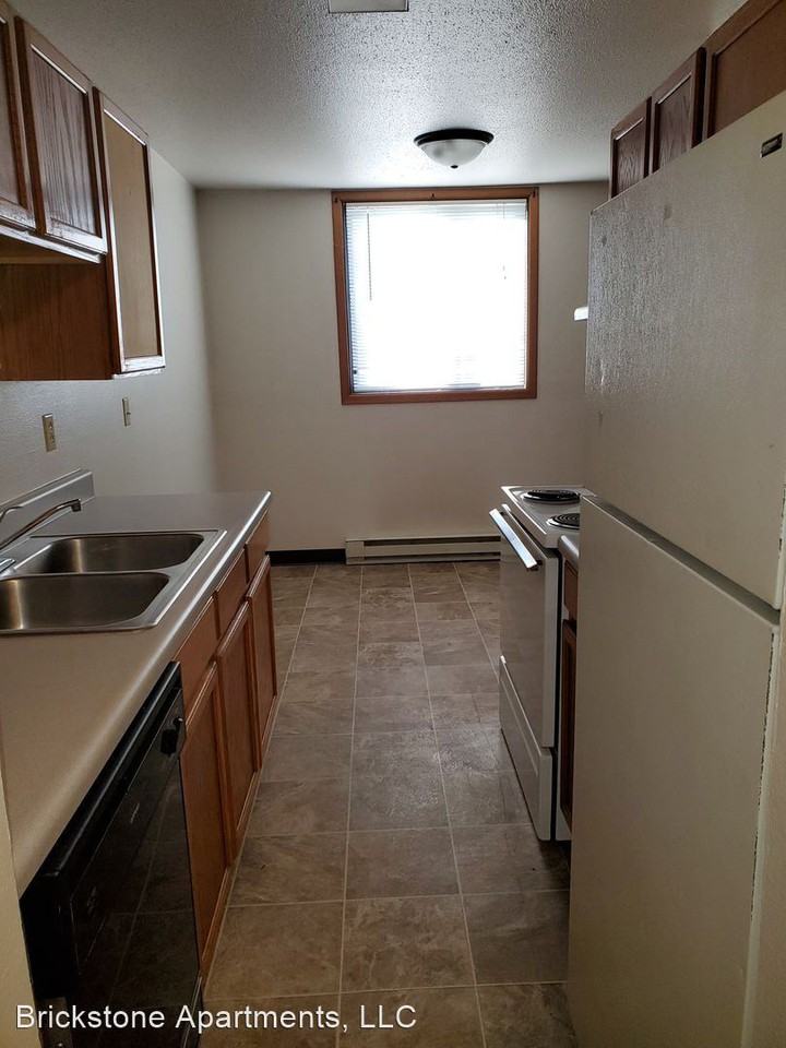 2408 3rd Ave N - Photo 2 of 10