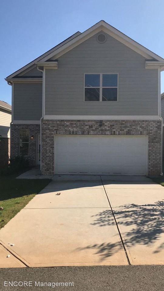 541 Tulip Ln - Photo 2 of 17