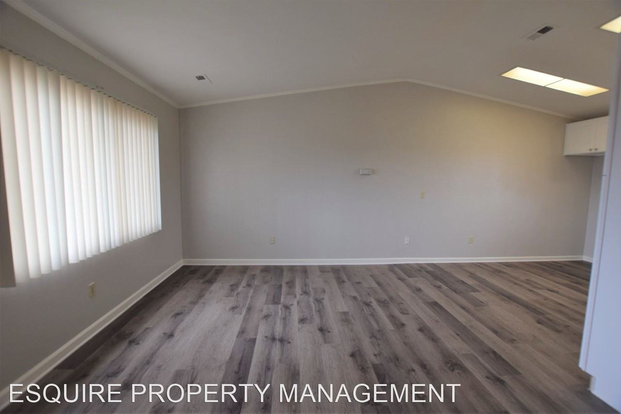 1253 SOUTH C STREET - Photo 3 of 11