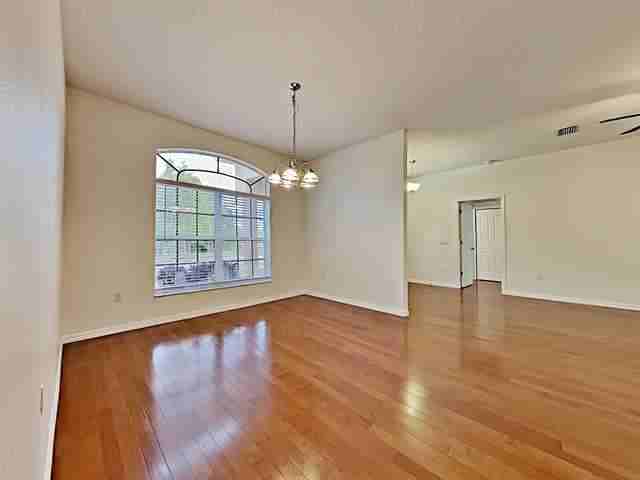 8200 Baytree Dr - Photo 3 of 16