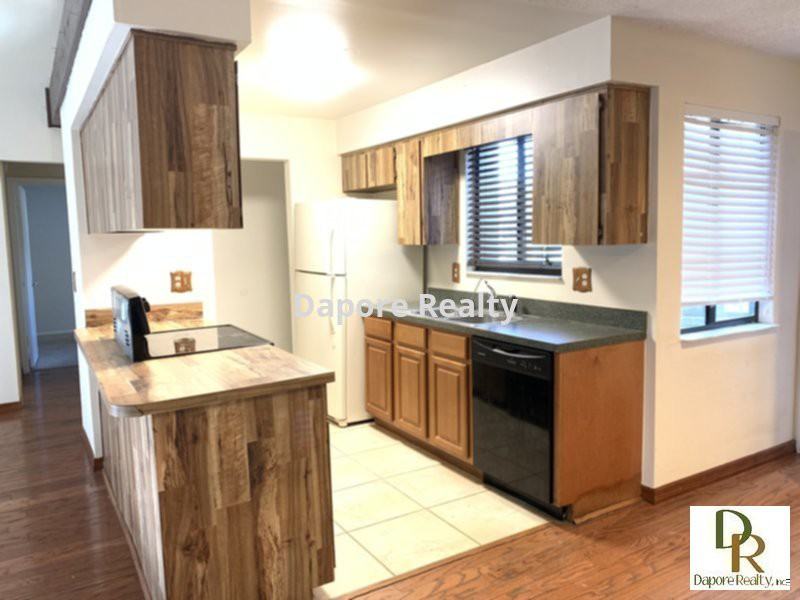 303 Hidden Lake Dr - Photo 6 of 14