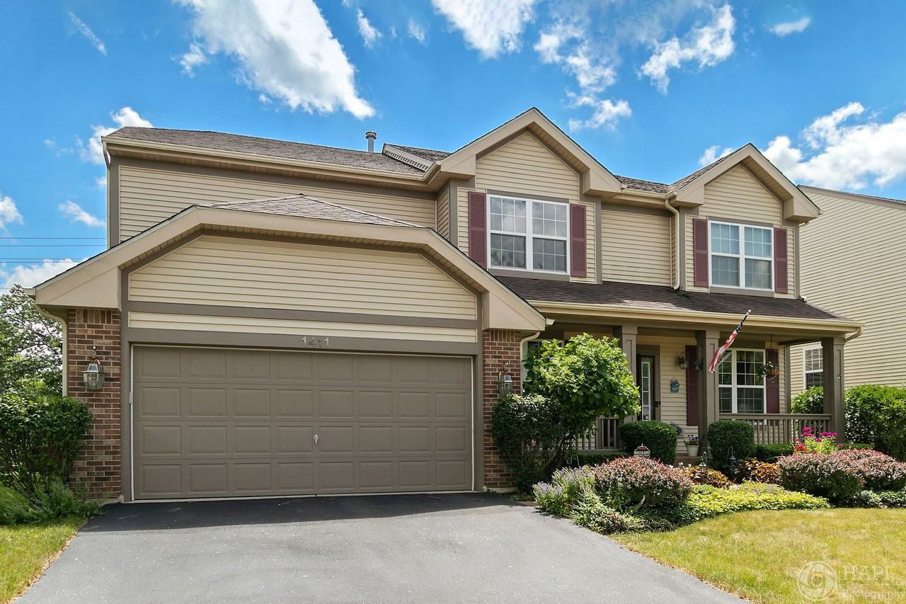 1411 Baroque Ave - Photo 2 of 31