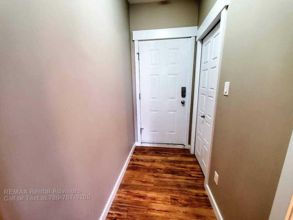 #607 10518 113 Street - Photo 3 of 18