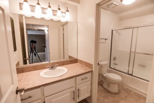 Rochester Apartments - Photo 2 of 47