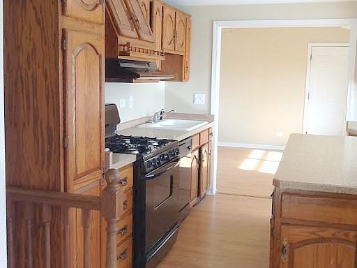 1800 Endicott Cir - Photo 3 of 15