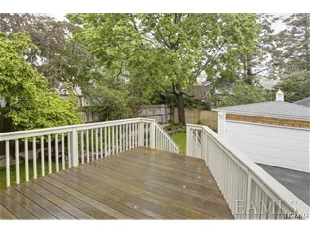 9 Cornell Pl - Photo 3 of 15