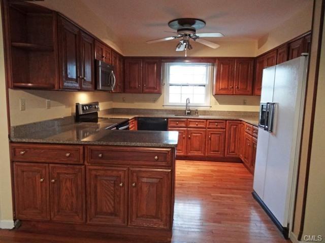 86 Sanfordtown Rd - Photo 2 of 24