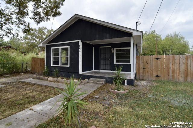 563 N San Horacio Ave - Photo 3 of 32