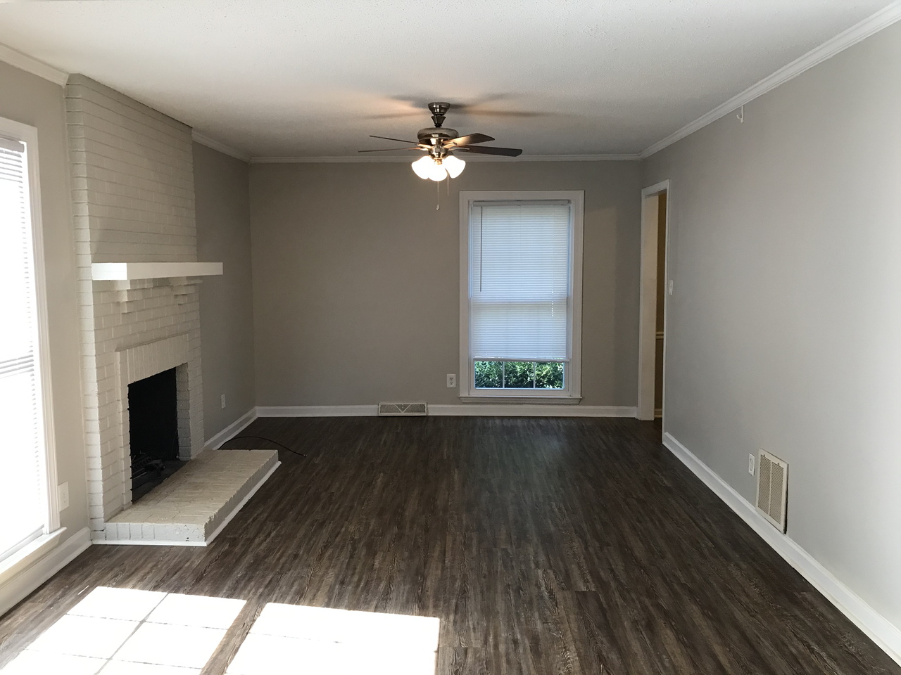 9519 Central Dr - Photo 3 of 12