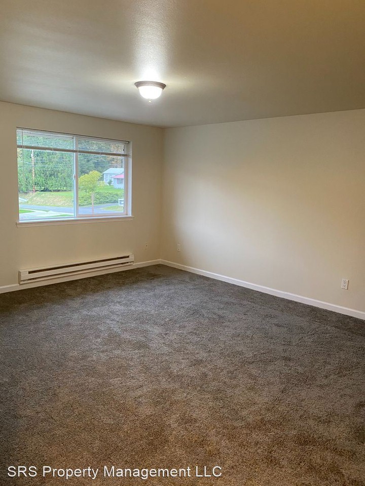 45106 Shields Court - Photo 2 of 8