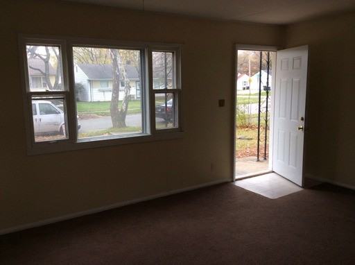 1409 E Fairfax Ave - Photo 3 of 5