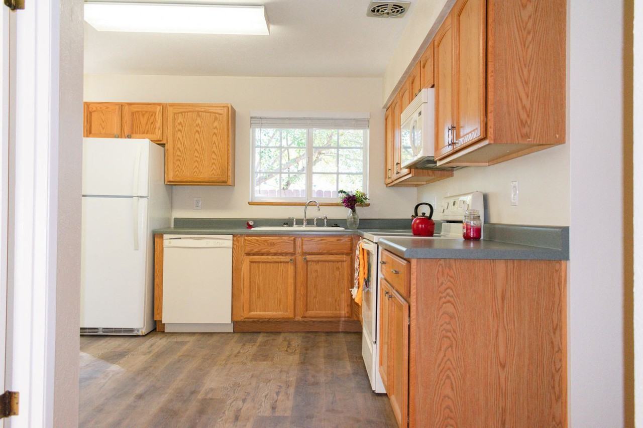 2507 E Elder Dr - Photo 3 of 33