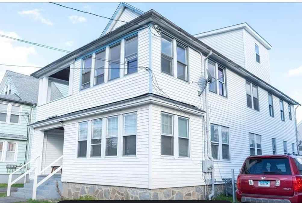 Lincoln Blvd & Garfield Ave 2, Bridgeport, CT 06606 3 Bedroom