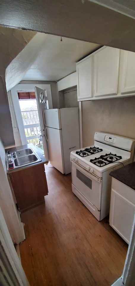 288 Villa Street #5 - Photo 2 of 5