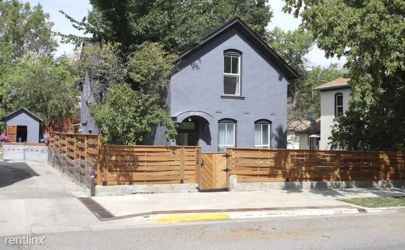 312 312 N Davis St 1/2 - Photo 2 of 13