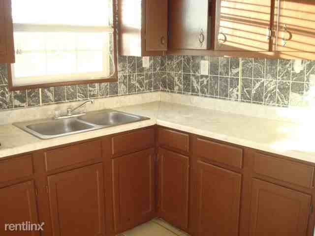 840 S Bosque Loop - Photo 2 of 3