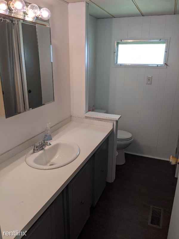 4908 Coral St - Photo 3 of 7