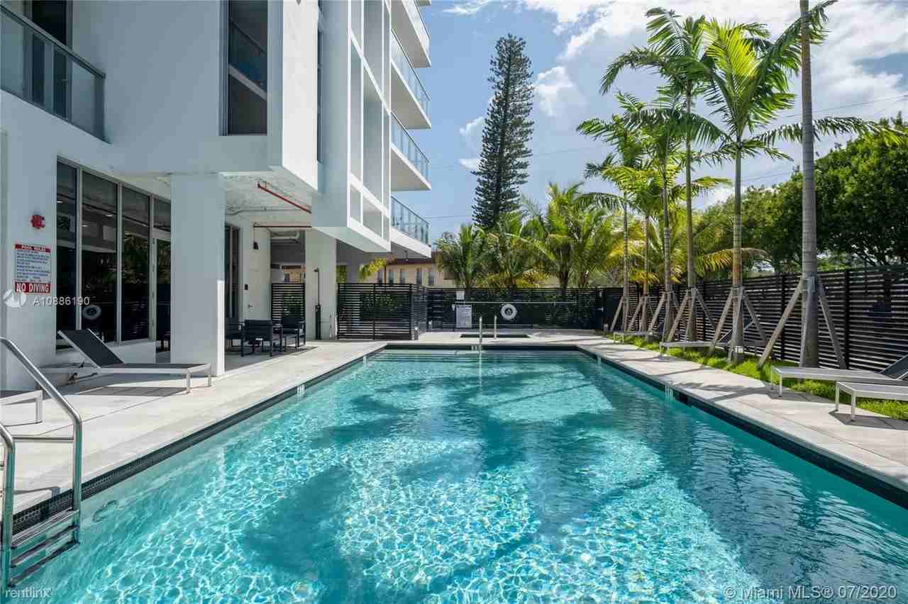 13800 Highland Dr - Photo 2 of 13