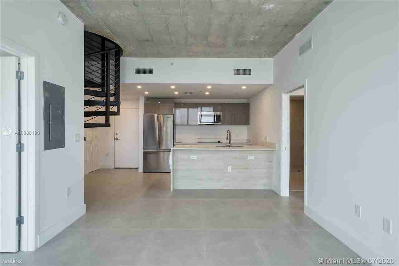 13800 Highland Dr - Photo 3 of 13